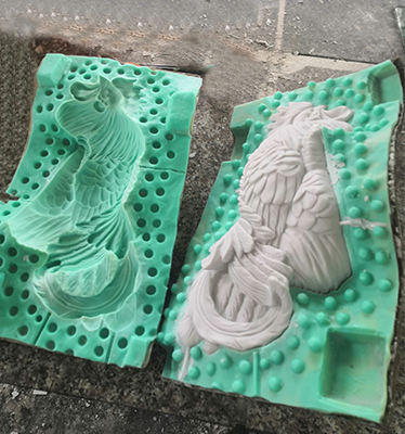   樹脂工藝品模具硅膠翻模過程中發(fā)粘原因你知道嗎 ？