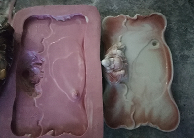 翻模專用縮合型模具硅膠為什么會變黃？