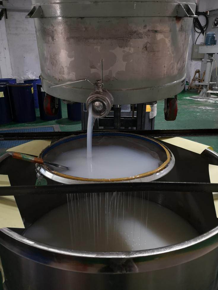 模具硅膠原料有雜質怎么辦？