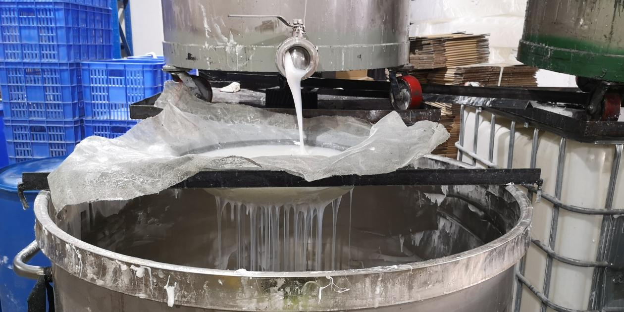 模具硅膠一點(diǎn)雜質(zhì)都不存在現(xiàn)實嗎？