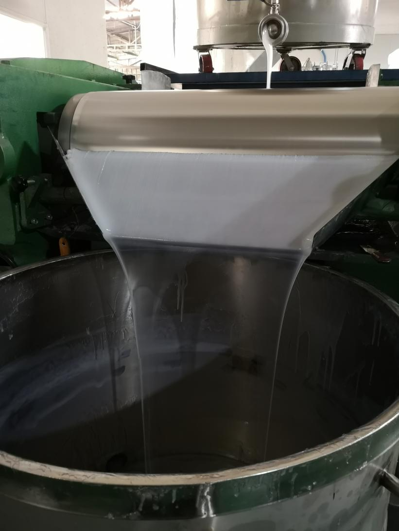 影響模具硅膠粘性因素有哪些？